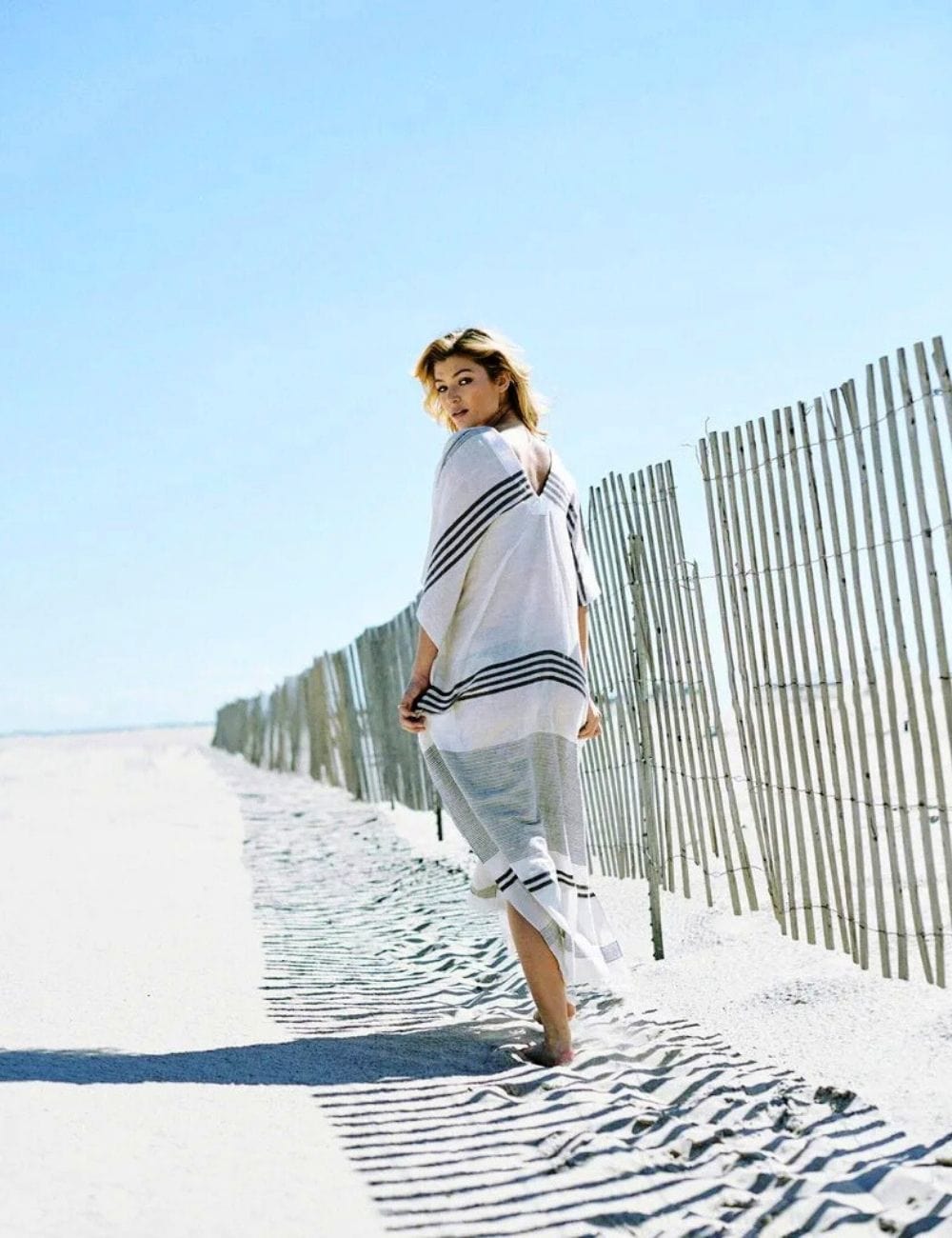 Robe Bord de Plage Blanc / Unique